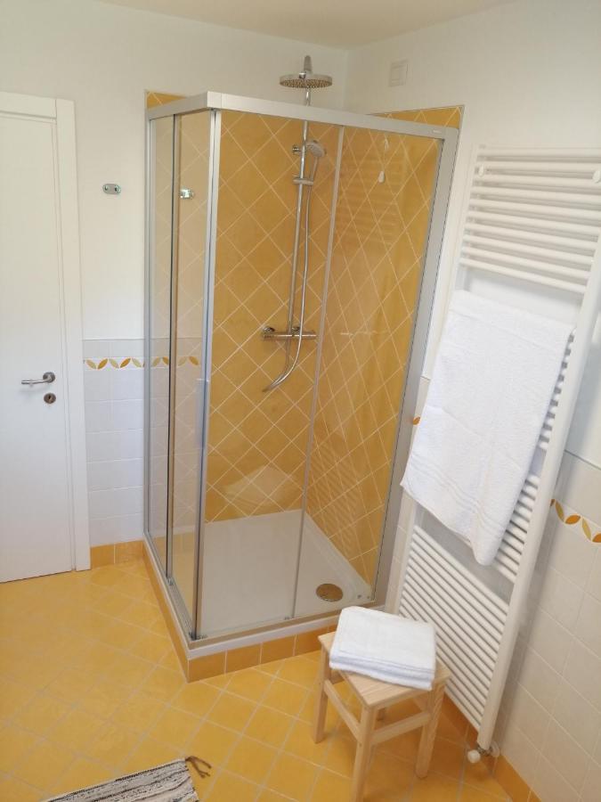 B&B La Casa Di Loretta Paderno Εξωτερικό φωτογραφία
