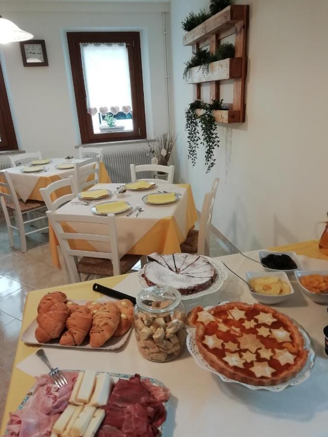 B&B La Casa Di Loretta Paderno Εξωτερικό φωτογραφία